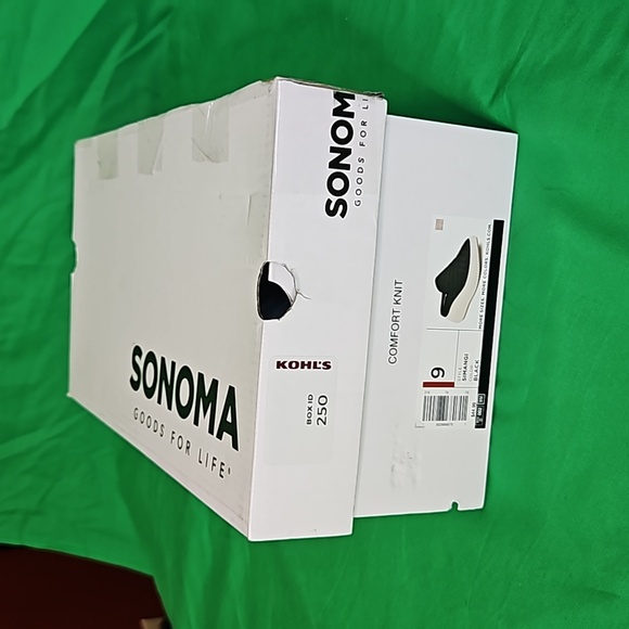 SONOMA Simangi Black slip on Comfort knit 2.5 inch lift memory foam shoes - Picture 14 of 14